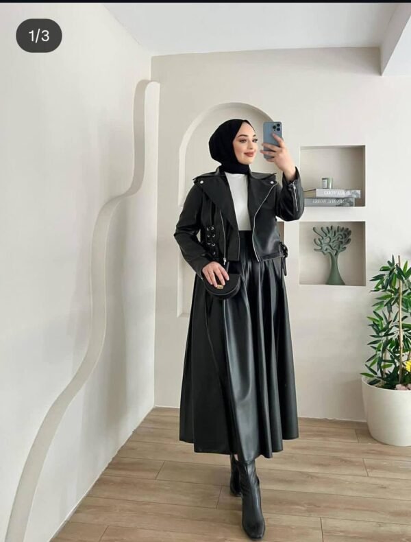 سوت جلد انيق وعصري